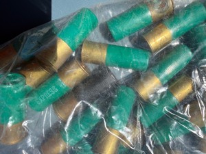 lot 143 image: 12 gauge shotgun shells 6 shot   Qty 26