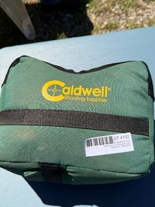 lot 152 image: Caldwell shooting rest