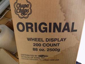 lot 89 image: Chapa Chapa wheel display x 3