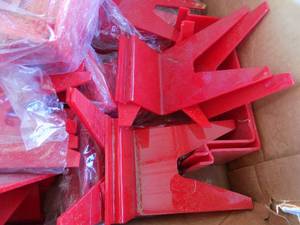lot 91 image: Red display