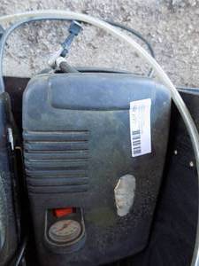lot 29 image: Air pump