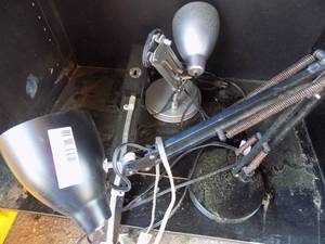 lot 132 image: Flex arm desk lamps