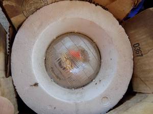 lot 131 image: Floating fish attractor light