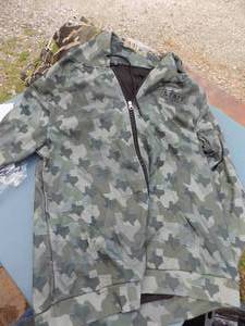 lot 173 image: State Camo jacket XL NEW