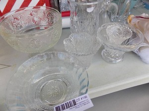 lot 196 image: Pressed Glass- Vase, bowls, vases plus