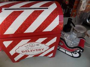 lot 198 image: christmas delivery box &  sleigh