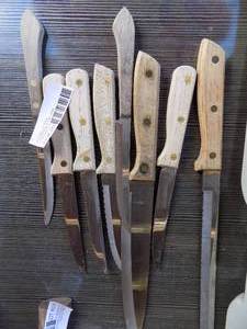 lot 217 image: Wood handle kitchen knives - INCL 2 WM. ROGERS