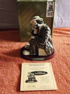 lot 108 image: Vintage Collectible Emmett Kelly Jr. Figurine - The Thinker - with box - (Z26)