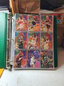 lot 164 image: Selection of 1995 Fleer Basketball cards-set - 190 cards in plastic sleeves in binder
