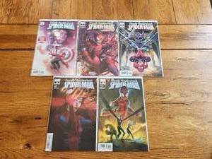 lot 55 image: Vintage lot of 5 - Marvel Comics - Friendly Neighborhood Spider-man - vintage selection of years