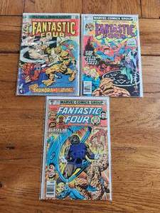 lot 75 image: Vintage lot of 3 - Marvel Comics - Fantastic Four - .25 & .40 cent vintage selection