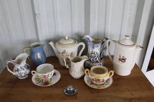 lot 19 image: collection of vintage ceramic tea set items and more see pictures for details