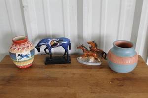 lot 63 image: Native American Navajo hand-etched and hand-painted pottery vase Eagle Spirit collectible figurine, a retired piece from the Horse Feverand more see pictures for details