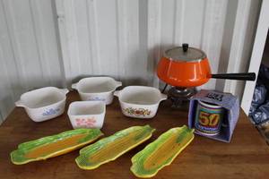 lot 72 image: collection of vintage CorningWare casserole dishes and more see pictures for details