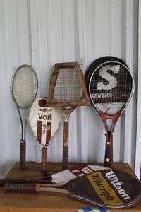 lot 95 image: collection of vintage tennis rackets