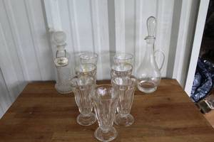 lot 106 image: collection of vintage soda fountain glasses and Decanters