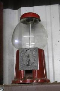 lot 126 image: vintage-style red cast metal and glass gumball machine, with stand will update pictures soon