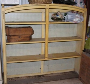 lot 146 image: Shelf (contents not included)