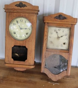 lot 152 image: antique German wall clocks