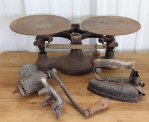 lot 194 image: COMING SOON