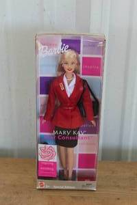 lot 438 image: a 2003 Mattel Barbie Mary Kay Star Consultant Special Edition doll, model number B2737