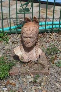 lot 475 image: detailed bust sculpture