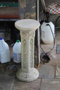 lot 481 image: garden column pedestal stan