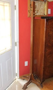 lot 496 image: freestanding wooden coat rack