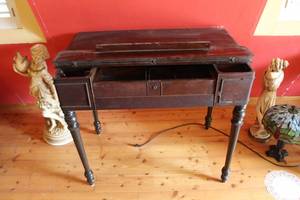 lot 504 image: antique wooden desk
