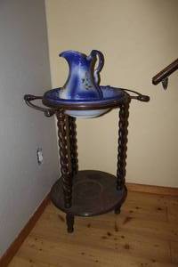 lot 511 image: vintage wood wash basin stand with a pitcher and bowl set.
