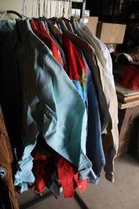 lot 579 image: Mens long sleeve tops a mix of brands and there is XL to XXL see pictures