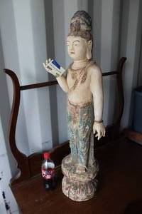 lot 602 image: figure of Guanyin, the Chinese Bodhisattva of Compassion, often depicted with a jar containing pure water