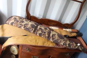 lot 604 image: Soft Gun case