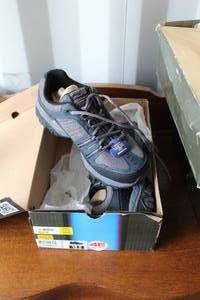 lot 613 image: Skechers size 10.5 wide with tags