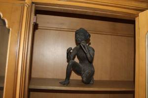 lot 617 image: Bronze monkey figure