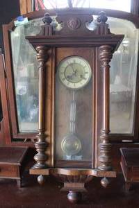 lot 691 image: antique German-style Vienna Regulator wall clock