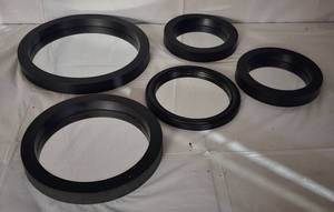 lot 187 image: Five Round Home Decorating Mirrors with Black Plastic Frames