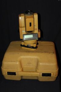 lot 67 image: Topcon GTS 226 Total Station, Battery Not included, Does Power on as shown in Photos
