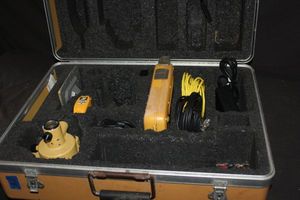 lot 43 image: Topcon GB-1000 Positioning System, includes a GNss receiver and accessories in case