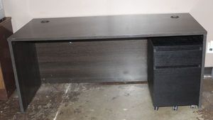 lot 154 image: Wooden Desk with Drawer