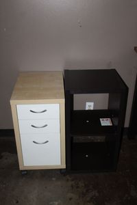lot 159 image: Drawer set and Cube shelf