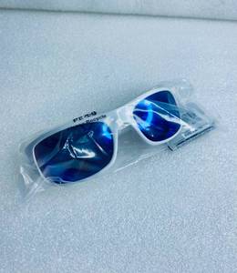 lot 24 image: New With Tags WestLoop Sunglasses 58643FWM, White Frame - As Shown