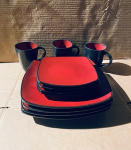 lot 107 image: Gibson Soho Lounge Square 11-Piece Dinnerware Set - Red - In Condition As Shown