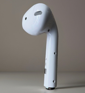 lot 128 image: New Open Box - Big Headphone Design White Bluetooth Speaker & FM Radio - As Shown