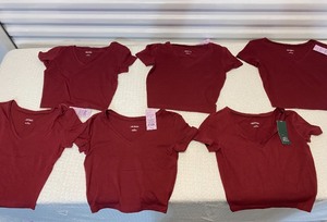 lot 323 image: Lot Of 6 - Wild Fable Size Small Berry Maroon Shirts - In Condition As Shown