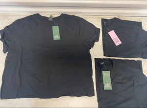 lot 340 image: Lot Of 3 - Wild Fable Size Medium Shirts, Ebony - In Condition As Shown