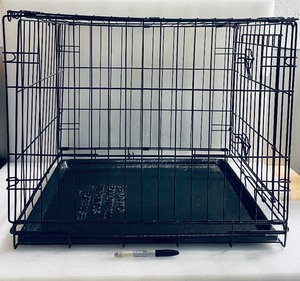 lot 387 image: Black Collapsable Pet Kennel, 24 W x 18 14 H x 20 12 D - In Condition As Shown - (READ)