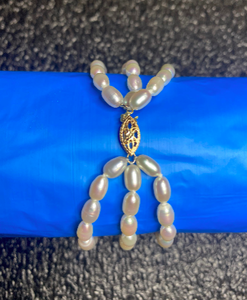 lot 400 image: 3-Strand 7 Pearl Bracelet - Yellow Gold Fish Hook Clasp Hallmarked 14k IPS - As Shown - $$$