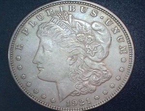 lot 19 image: 1921 Silver Morgan Dollar