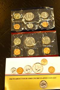 lot 72 image: 1986 Uncirculated Coin Set - DP Mint
